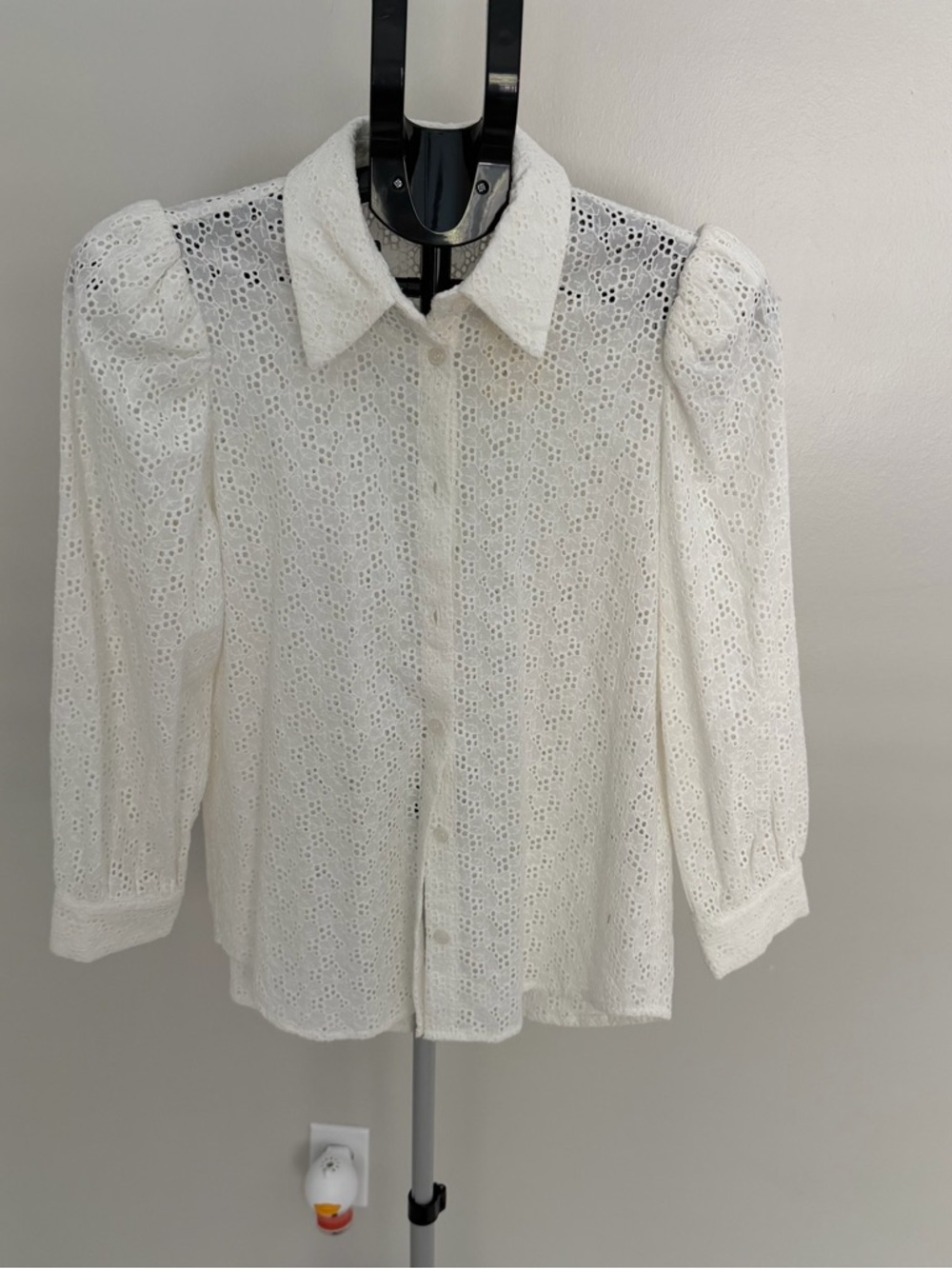 Classic White Eyelet Button-Front Blouse with Puff Sleeves